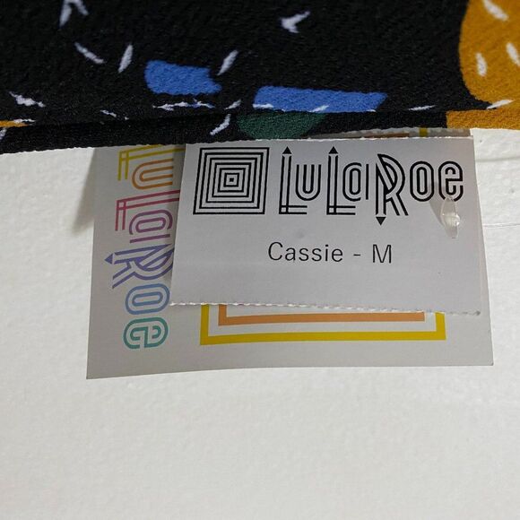 NWT Cassie Pencil Women Skirt Size Medium - Picture 4 of 4